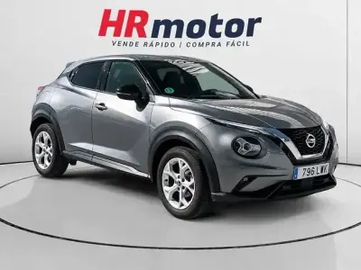 Usado Nissan Juke N-Connecta 114 CV (83 kW) 2022 Gris SUV