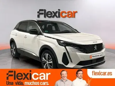 Usado Peugeot 3008 Allure 130 CV (95 kW) 2021 Blanco SUV