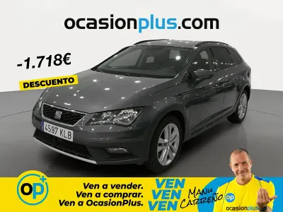 Usado Seat Leon 4Drive 180 CV (132 kW) 2018 Gris Familiar