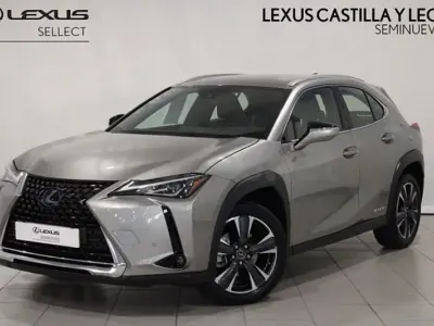 Usado Lexus UX 184 CV (135 kW) 2021 Gris / plata SUV
