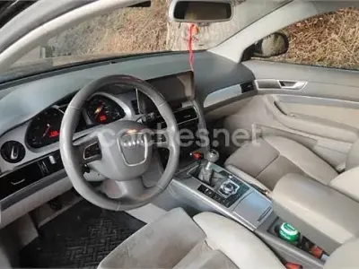 Usado Audi A6 136 CV (100 kW) 2011 Negro Familiar