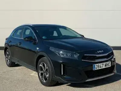 Usado Kia XCeed 160 CV (117 kW) 2023 Gris SUV