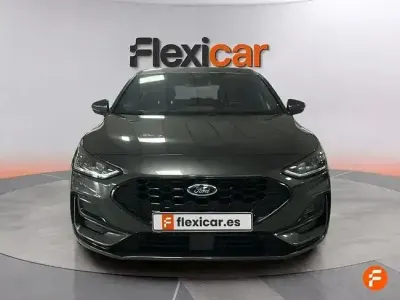 Używany Ford Focus ST-Line 125 KM (91 kW) 2023 Szary