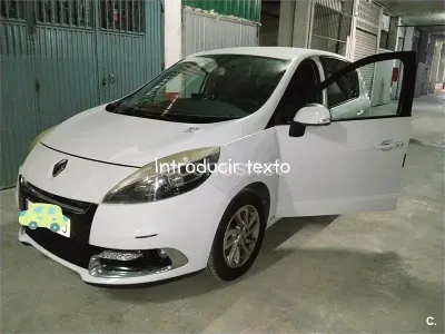 Usado Renault Scénic III Dynamique 110 CV (80 kW) 2012 Blanco Monovolumen