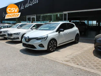 Usado Renault Clio RS Line 91 CV (66 kW) 2021 Blanco Utilitario