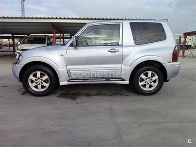 Usado Mitsubishi Montero 160 CV (117 kW) 2005 Gris / plata SUV