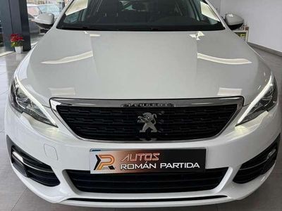 Usado Peugeot 308 129 CV (94 kW) 2021 Blanco Berlina