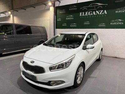 Blanco Usado 2014 Kia Ceed GT Berlina | 9990 € (Precio justo)
