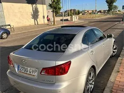 Usado Lexus IS220d Luxury Line 177 CV (130 kW) 2010 Gris / plata Berlina