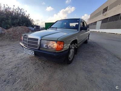 Verde Usado 1984 Mercedes 190 Berlina | 2600 €
