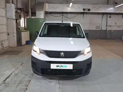 Usado Peugeot Partner 98 CV (72 kW) 2021 Blanco Monovolumen