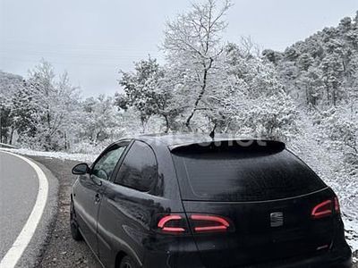 Usado Seat Ibiza Sport 130 CV (95 kW) 2002 Negro Utilitario