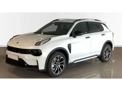 Usado Lynk & Co 01 279 CV (205 kW) 2026 Blanco SUV