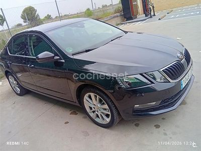 Usado Skoda Octavia 150 CV (110 kW) 2020 Negro Berlina