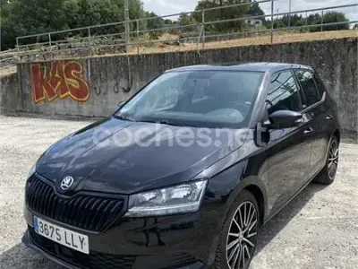 Usado Skoda Fabia Ambition 110 CV (80 kW) 2020 Negro Utilitario