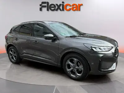 Usado Ford Kuga ST-Line 150 CV (110 kW) 2025 Gris SUV
