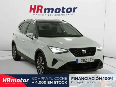 Usado Seat Arona Style 110 CV (80 kW) 2022 Blanco SUV