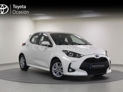 Blanco Usado 2021 Toyota Yaris Hybrid Active Berlina | 18.500 € (Precio justo)