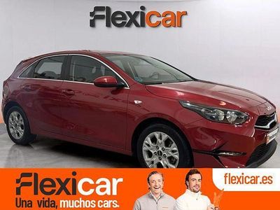 Usado Kia Ceed 120 CV (88 kW) 2024 Rojo Utilitario
