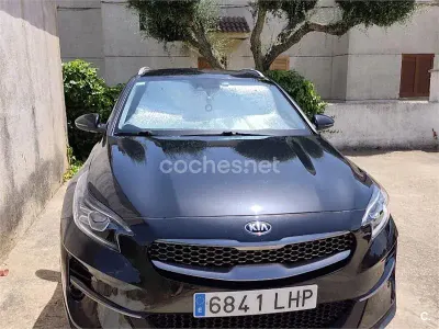 Usado Kia XCeed 136 CV (100 kW) 2020 Negro SUV