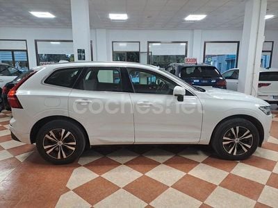 Blanco Usado 2021 Volvo XC60 Momentum SUV | 29.500 € (Buen precio)