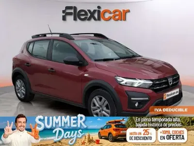 Usado Dacia Sandero Essentiel 91 CV (66 kW) 2022 Burdeos Utilitario