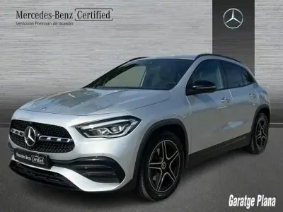 Usado Mercedes GLA200 150 CV (110 kW) 2022 Plata iridio SUV