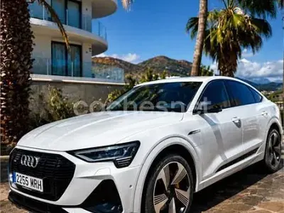 Usado Audi e-tron Sportback S-line plus 300 kW (408 CV) 2021 Eléctrico SUV