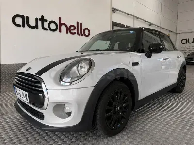 Usado Mini Cooper D 116 CV (85 kW) 2016 Gris / plata Utilitario