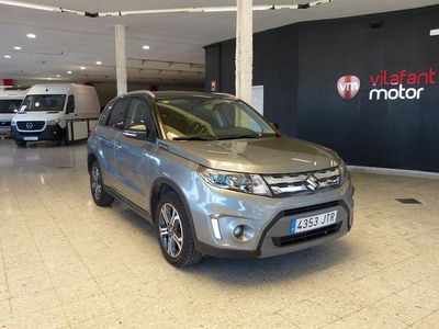 Usado Suzuki Vitara GLX 120 CV (88 kW) 2016 Gris / plata SUV