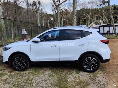 Usado MG ZS Luxury 111 CV (81 kW) 2024 Blanco SUV