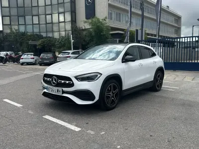 Usado Mercedes GLA250 218 CV (160 kW) 2022 Blanco polar SUV