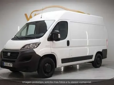 Usado Fiat Ducato 140 CV (102 kW) 2022 Blanco Van