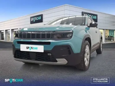 Usado Jeep Avenger Altitude 101 CV (74 kW) 2024 Azul SUV