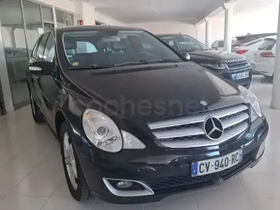 Usado Mercedes R320 224 CV (164 kW) 2007 Negro Familiar