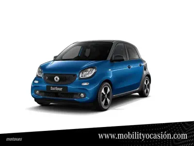Usado Smart ForFour Electric Drive 59 kW (81 CV) 2019 Azul