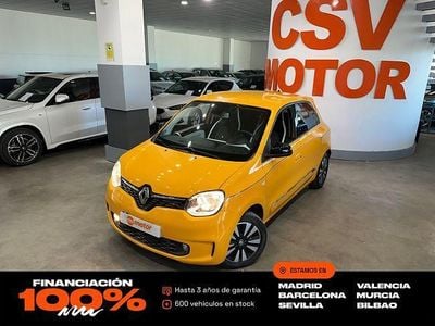 Usado Renault Twingo Techno 60 kW (82 CV) 2023 Amarillo Utilitario