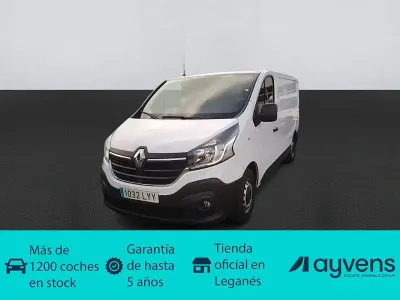 Usado Renault Trafic 120 CV (88 kW) 2022 Blanco Monovolumen