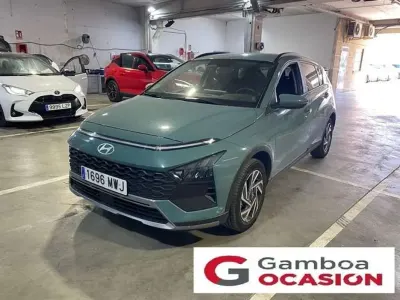 Usado Hyundai Bayon 80 CV (58 kW) 2024 Verde SUV