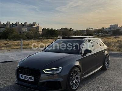 Usado Audi RS3 Performance 400 CV (294 kW) 2017 Gris / plata Berlina