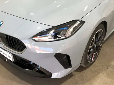 Usado BMW 120 170 CV (125 kW) 2025 Gris Utilitario