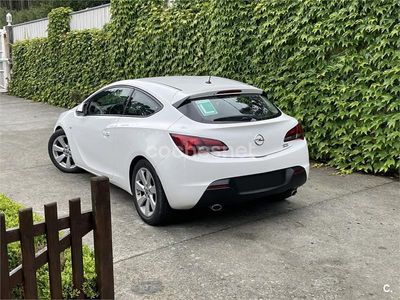 Opel Astra GTC