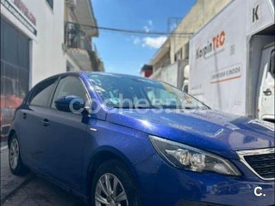Usado Peugeot 308 130 CV (95 kW) 2018 Azul Berlina