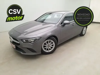 Usado Mercedes CLA200 Shooting Brake 150 CV (110 kW) 2021 Gris Familiar