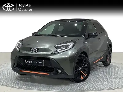 Usado Toyota Aygo X Edition 72 CV (52 kW) 2022 Verde SUV