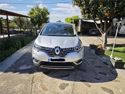 Usado Renault Espace Initiale 160 CV (117 kW) 2015 Gris / plata Monovolumen