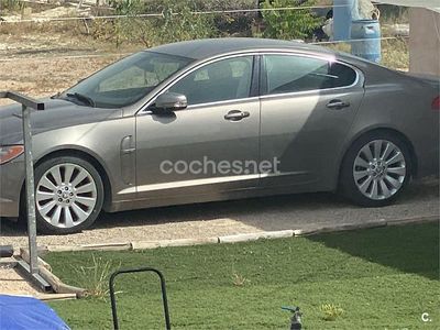 Gris / plata Usado 2008 Jaguar XF Premium Luxury Berlina | 9500 € (Un poco caro)