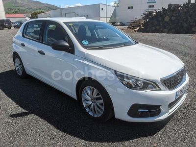 Usado Peugeot 308 Access 100 CV (73 kW) 2020 Blanco Berlina