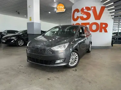 Usado Ford C-MAX Titanium 120 CV (88 kW) 2019 Gris / plata Monovolumen