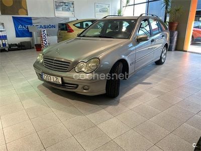 Beige Usado 2005 Mercedes C200 Classic Familiar | 4900 € (Precio justo)